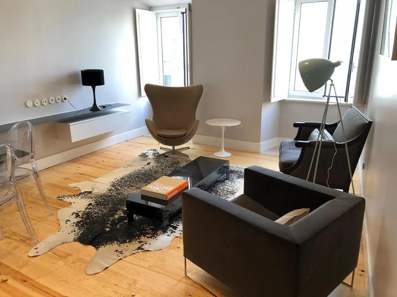 Ultra Chic Santa Catarina Apartment Lisbon